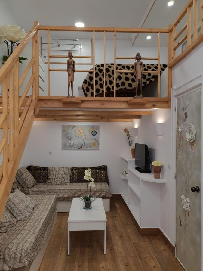 Beautiful And Nice Loft - อาลิกันเต ภายนอก รูปภาพ